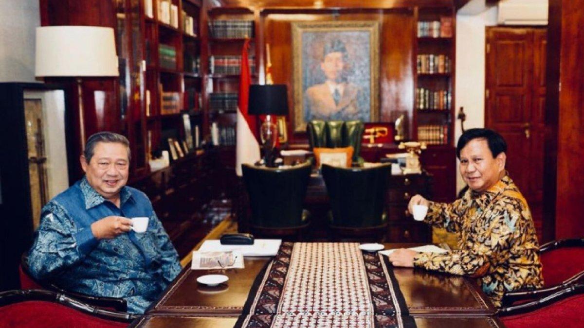 Potret rumah Prabowo di Kertanegara yang kental nuansa etnik, lagi ramai dikunjungi calon menteri (Instagram/@indonesiaadilmakmur)