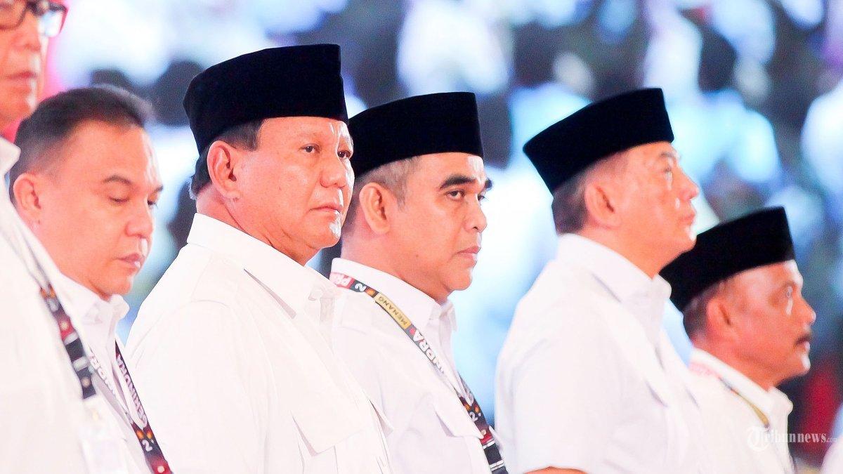 Ketua Umum Partai Gerindra sekaligus Calon Presiden nomor urut 2 Prabowo Subianto menghadiri rapat koordinasi nasional atau Rakornas di Jakarta International Expo, Kemayoran, Jakarta Pusat, Jumat (15/12/2023). Agenda Rakornas tersebut membahas sejumlah isu strategis Partai Gerindra, Di antaranya persiapan teknis dan strategi pemenangan Pemilu 2024. Pada kesempatan tersebut Prabowo Subianto langsung memimpin Rakornas yang dimulai pada pukul 13.00 WIB.