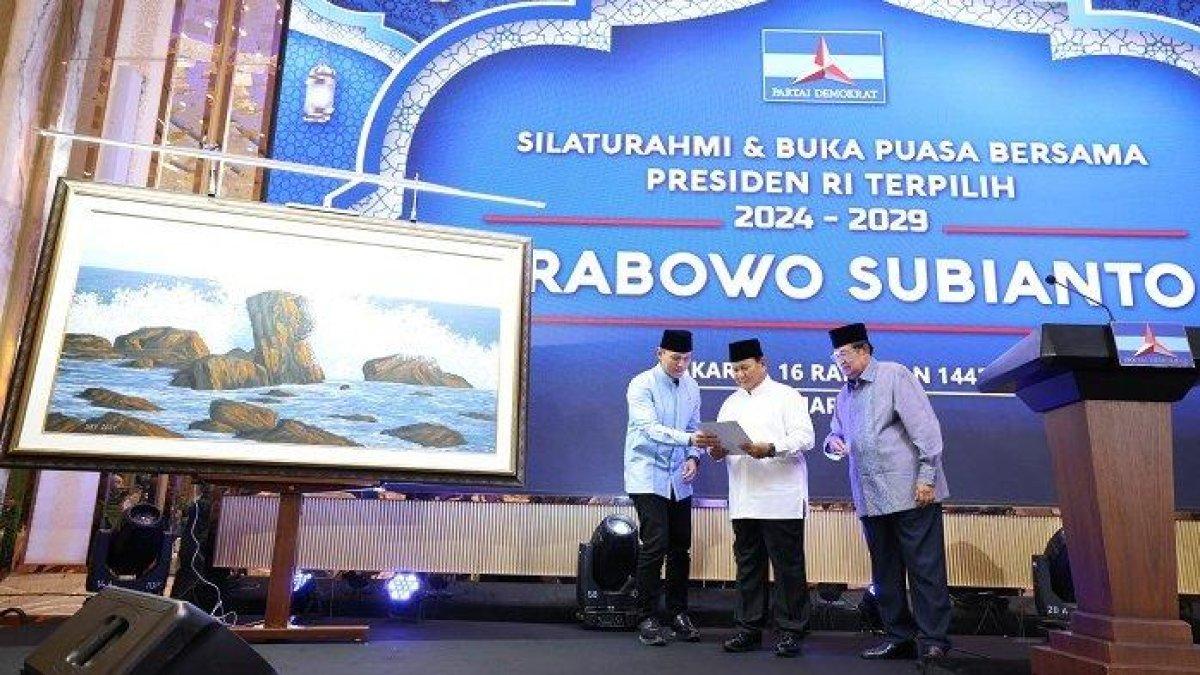 Prabowo Subianto lukisan hasil Karya SBY, dibuat selama 10 jam