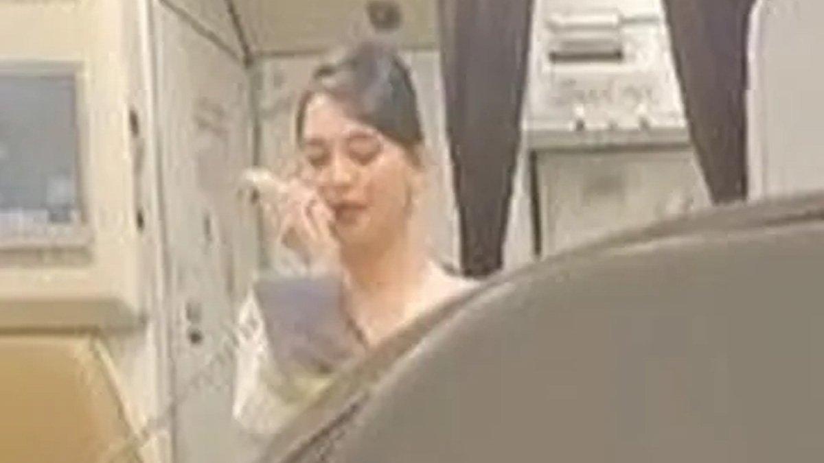 Pramugari Batik Air beri ucapan selamat untuk Gibran Rakabuming Raka.