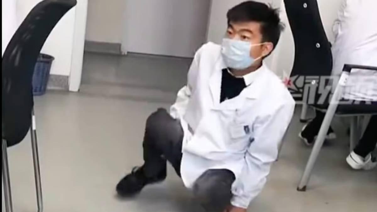 Pria baru masuk SD di usia 16, sukses masuk sekolah dokter umur 25 tahun, kisahnya viral di media sosial.