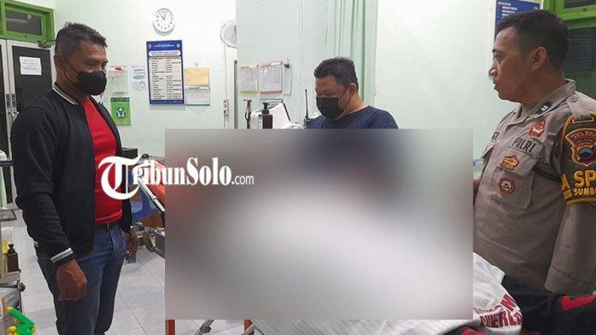 Warga Kota Probolinggo meninggal dunia karena serangan jantung saat berwisata ke Objek Wisata Gunung Kemukus, Kamis (11/1/2024) malam.