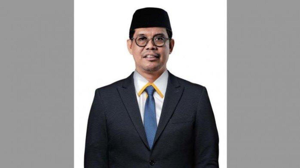 Profil Andi Edy Manaf