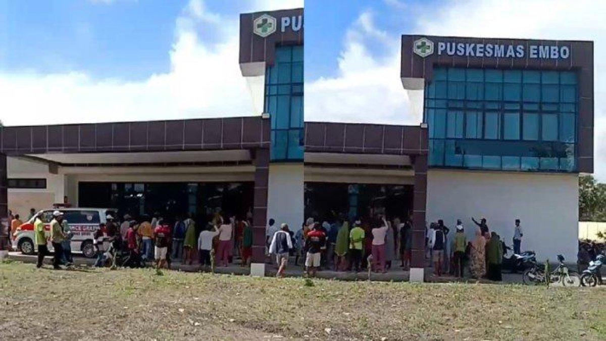 Puskesmas Embo, Kecamatan Tamalatea, Kabupaten Jeneponto, Sulawesi Selatan diseruduk warga, Minggu (12/1/2024).