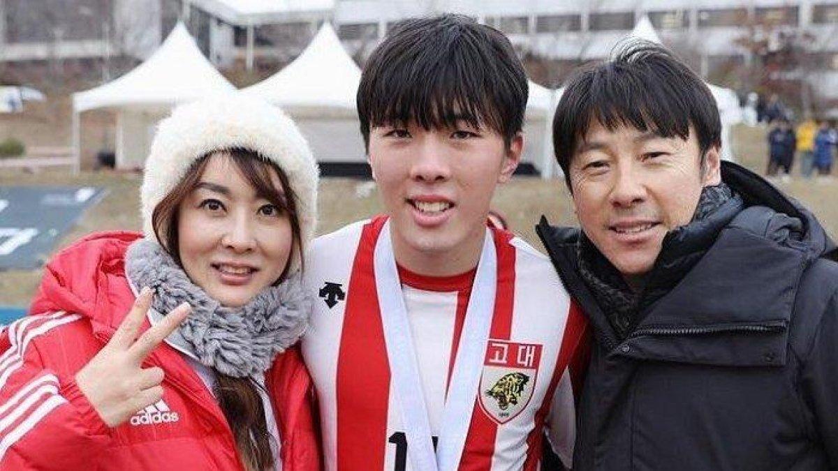Putra sulung Shin Tae-yong, Shin Jae-won dukung Timnas Indonesia tumbangkan Korea Selatan di perempat final Piala Asia u23 2024.