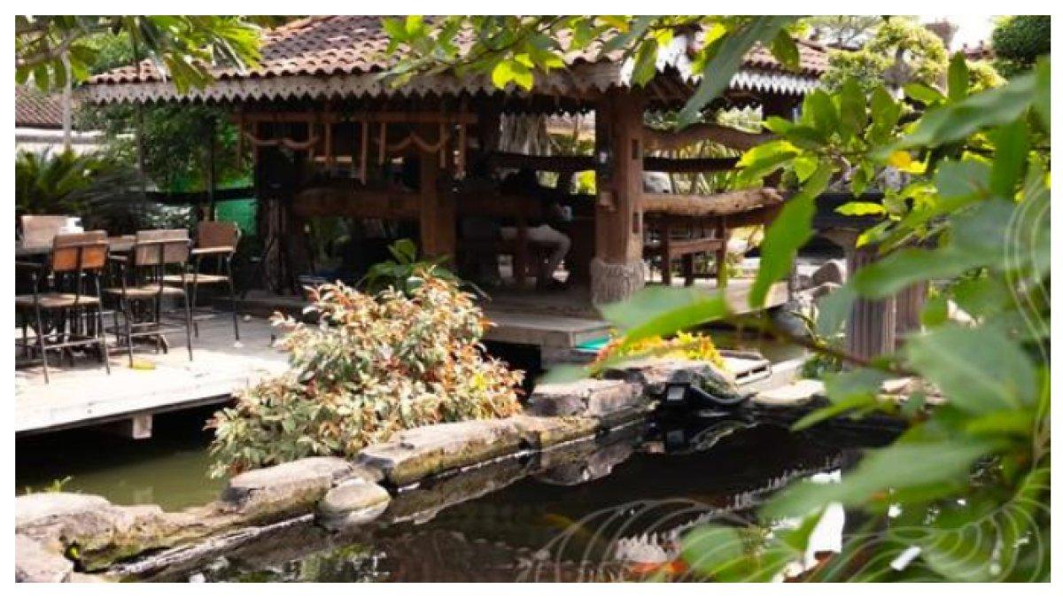 REKOMENDASI RESTO KLATEN: Koito Resto Klaten