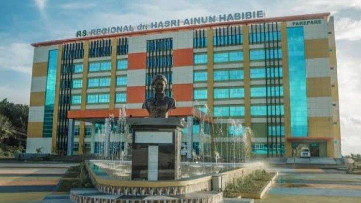 RS Hasri Ainun Habibie Parepare - Dua pasien dirawat di RS Hasri Ainun Habibie Parepare. pasca kesakitan usai suntik minyak kemiri ke alat vital.