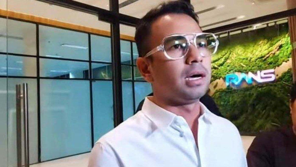 Raffi Ahmad ungkap alasan berangkatkan tiga karyawannya naik haji.