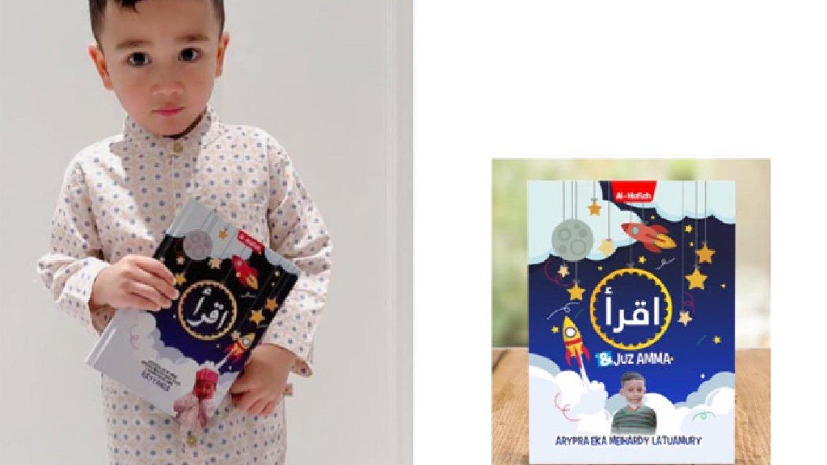 Rayyanza bawa buku Iqro seharga Rp 175 ribu