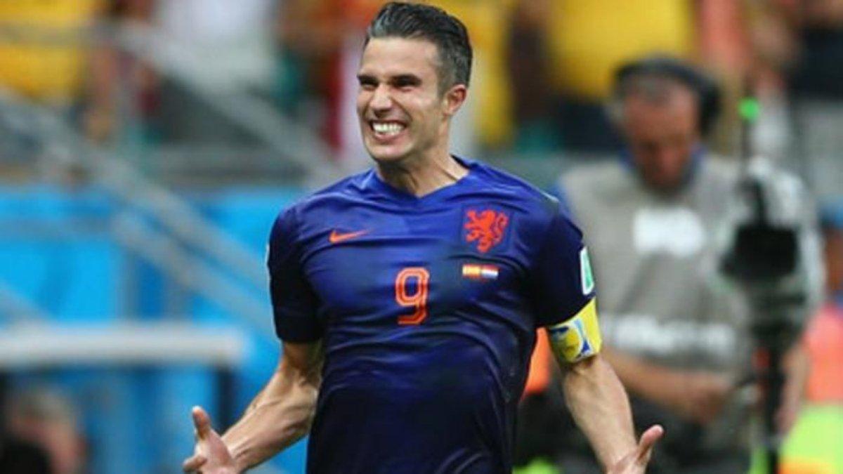 Robin van Persie pernah dilatih pelatih Timnas Indonesia, Patrick Kluivert.
