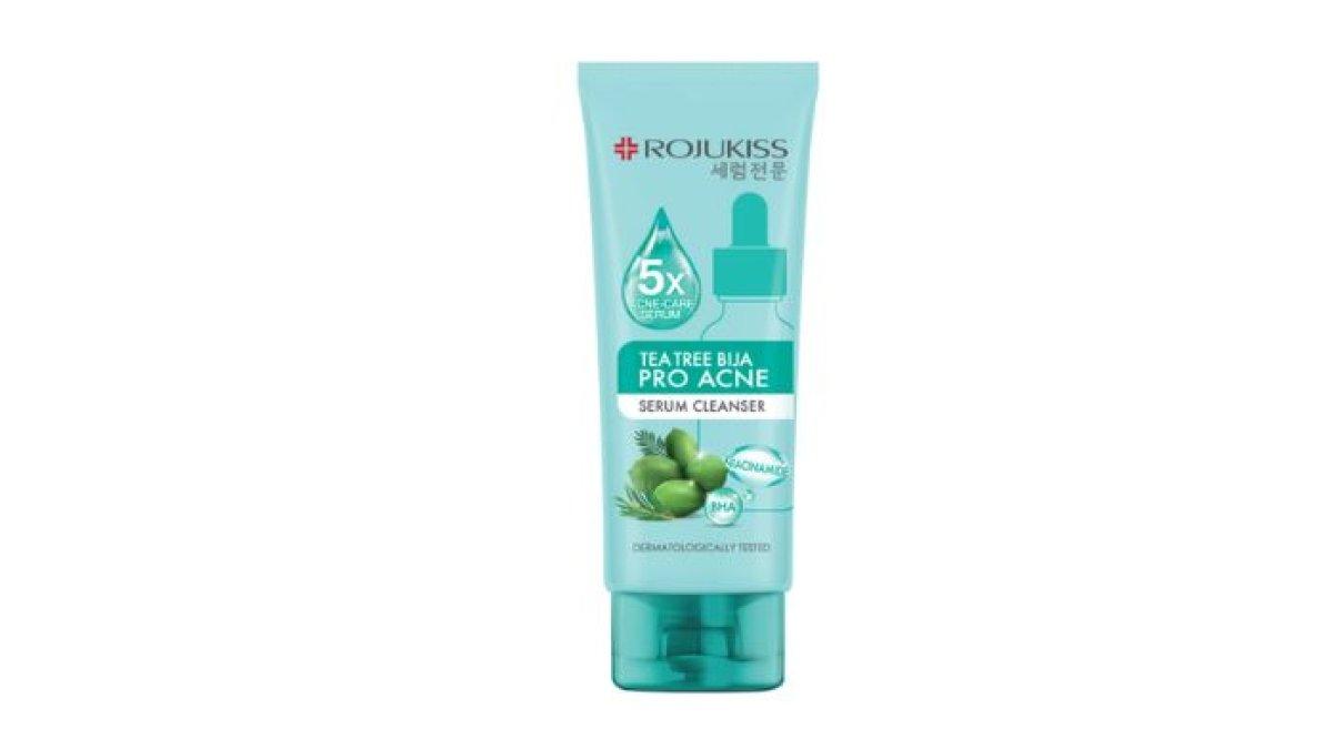 FACIAL WASH ALFAMART - Foto produk Rojukiss Tea Tree Bija Pro Acne Serum Cleanser, diolah dari sociolla.com, Selasa (8/4/2025). Berikut rekomendasi sabun cuci muka atau facial wash murah di Alfamart.