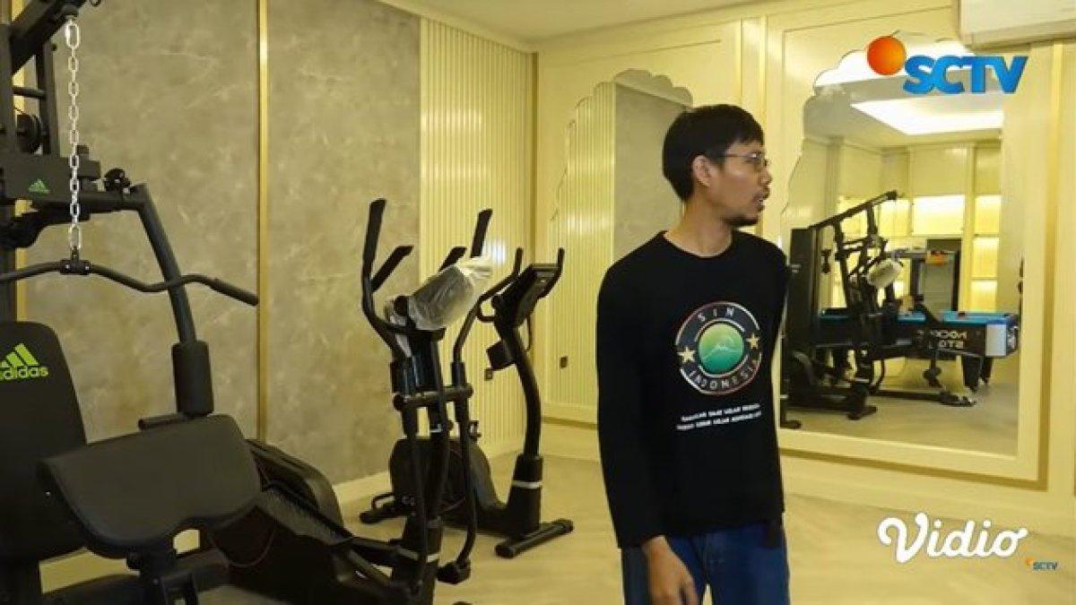 Ruangan gym di rumah Ustaz Solmed