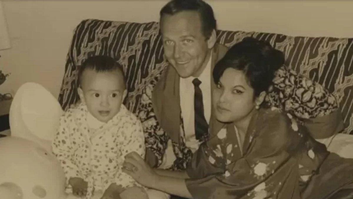 Rukmini Soekarno bersama suaminya Franklin Latimore Kline dan anaknya Chris Kline.