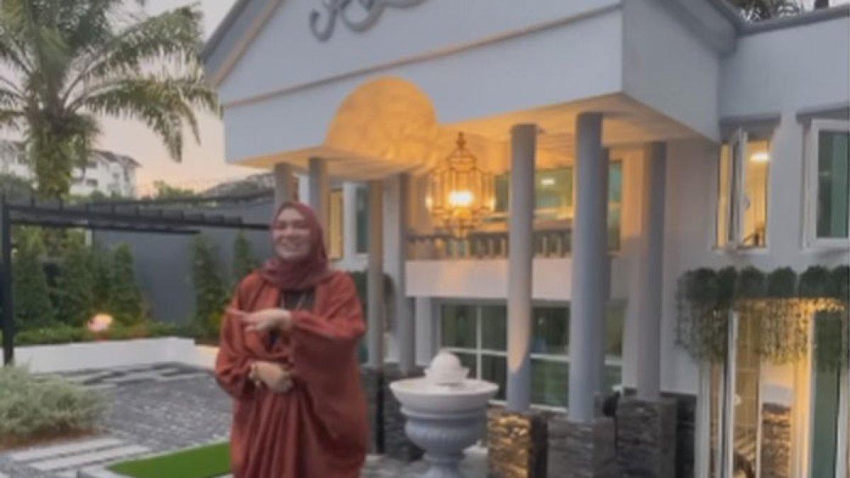 Rumah kucing sultan, mewah dilengkapi AC
