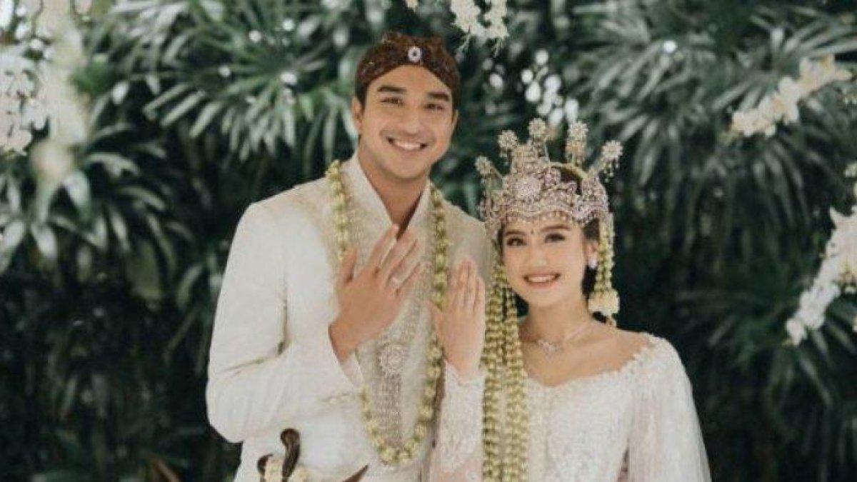 Salshabilla Adriani menikahi Ibrahim Risyad