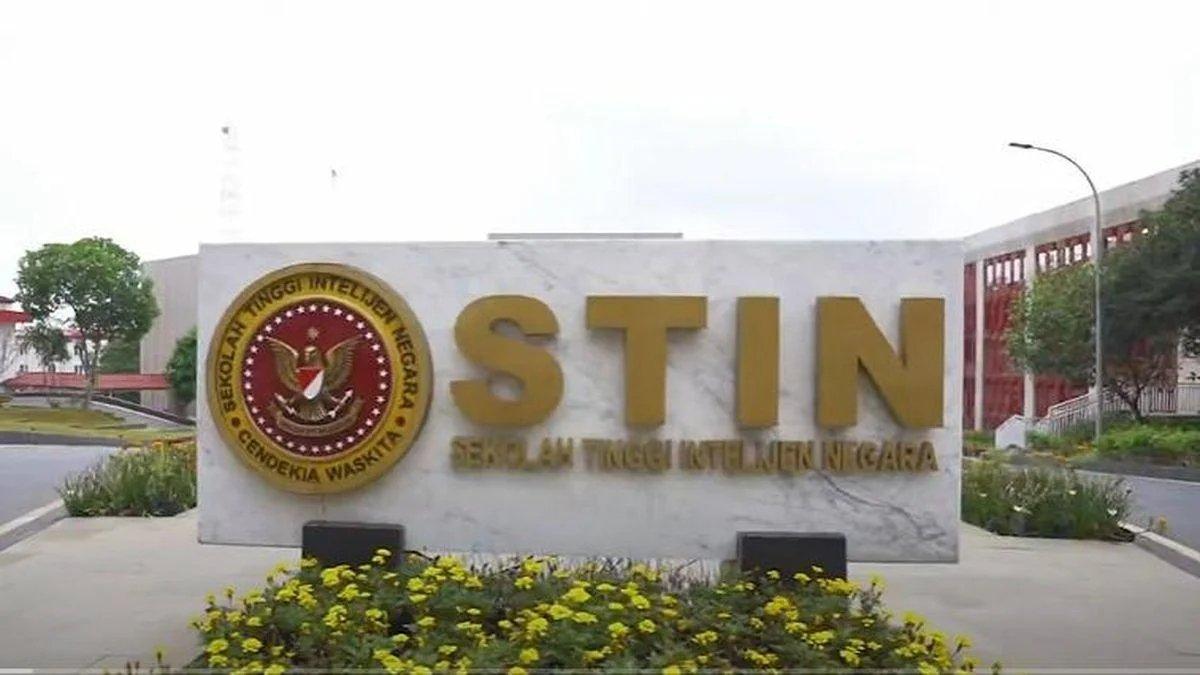 Sekolah Tinggi Intelijen Negara (STIN) menawarkan kuliah gratis.