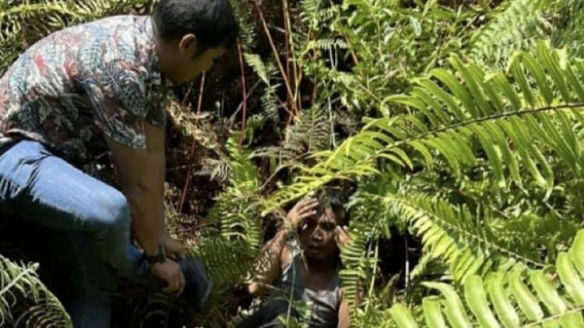 Seorang narpidana bernama Syamsul Arifin yang kabur dari Lapas Kelas II Bengkalis berhasil ditangkap kembali oleh tim gabungan di Jalan Pramuka, Desa Senggoro, Kecamatan Bengkalis, Riau. Napi yang merupakan residivis tersebut diringkus di tempat persembunyiannya dalam semak belukar.