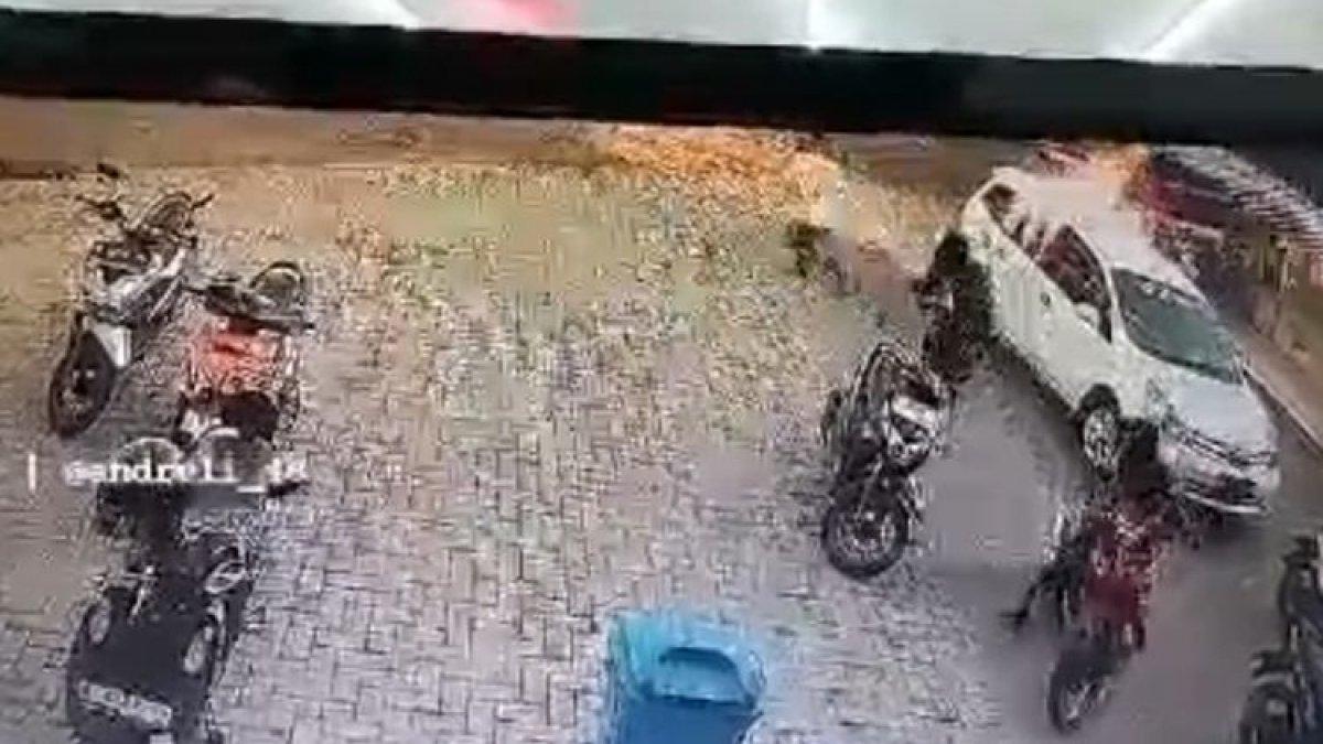 Seorang pria menyiram pertalite dan membakar mobil di Majalengka