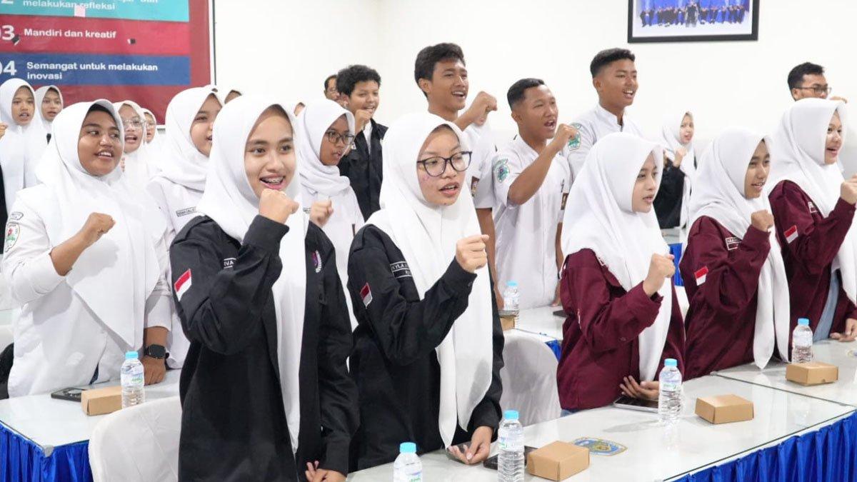PENDIDIKAN DI KALTEN - Siswa-siwi SMA Muhammadiyah 1 Klaten Utara, mengikuti program