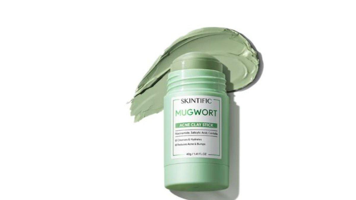 Skintific Mugwort Acne Clay Stick