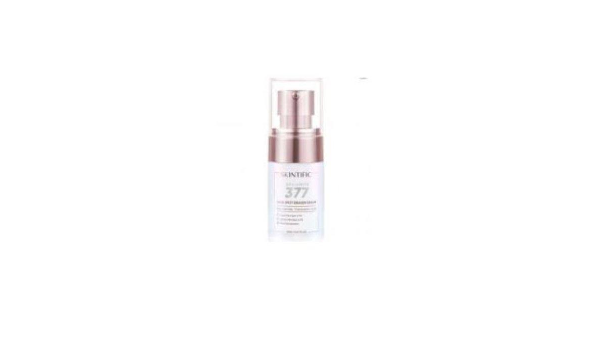 SERUM PENGHILANG FLEK - Foto produk Skintific SymWhite 377 Dark Spot Serum, diolah dari femaledaily.com, Rabu (7/5/2025). Berikut rekomendasi serum penghilang flek wajah.