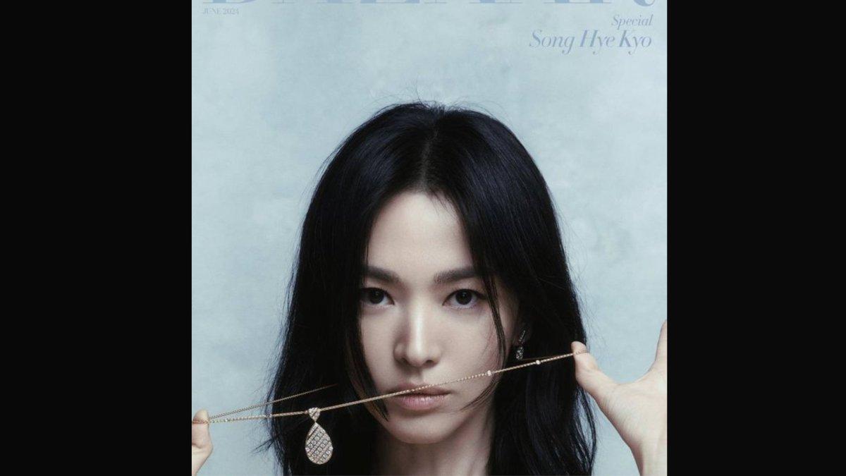 Song Hye Kyo di pemotretan untuk Chaumet.