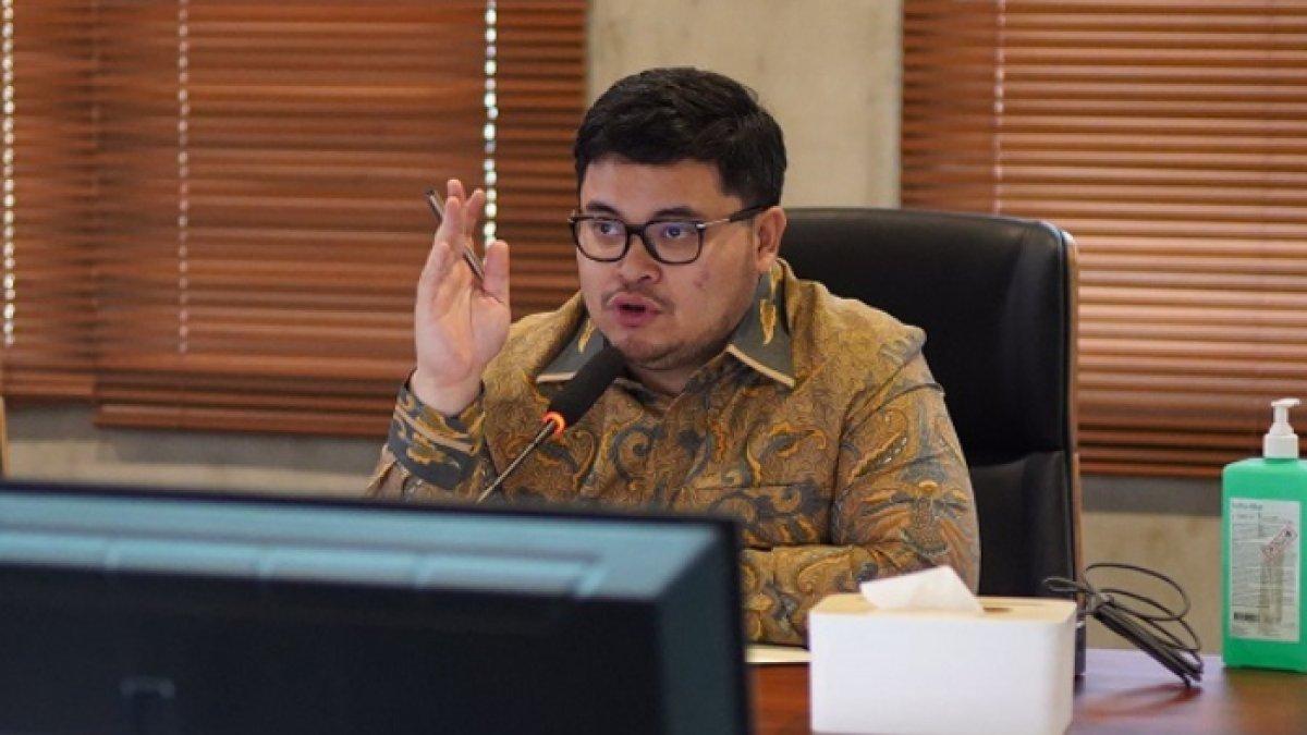 Sosok Hanindhito Himawan Pramana, anak Pramono Anung yang memenangkan Pilkada Kabupaten Kediri 2024.