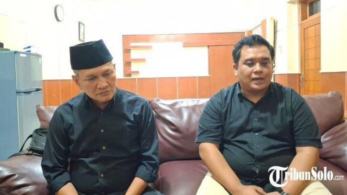 Sosok Imron Rizkyarno, seorang peternak ayam yang sukses menjadi Wakil Bupati Terpilih Wonogiri, Jawa Tengah 2024.