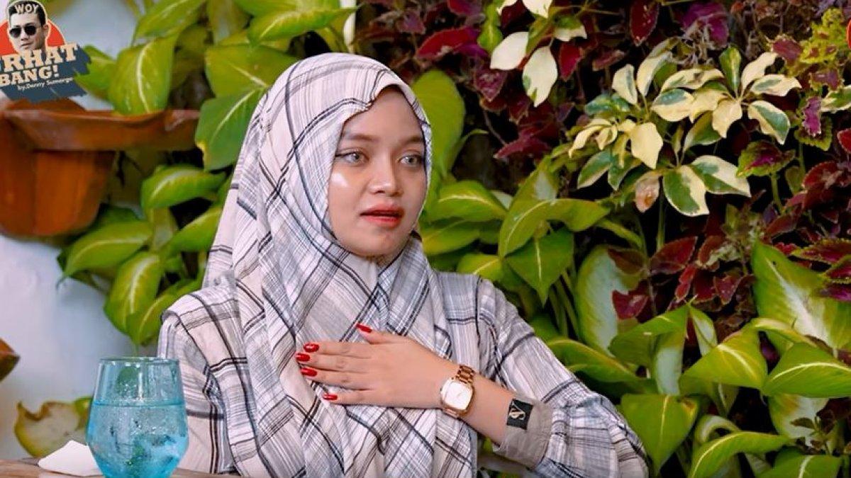 Sosok Inam Nafila , istri pendakwah di Jatim pilu suami suka bo waria