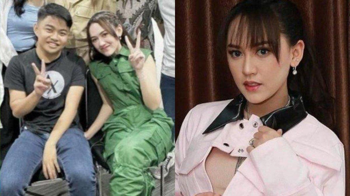 Jhony Saputra bersama Happy Asmara yang diisukan menjalin hubungan.