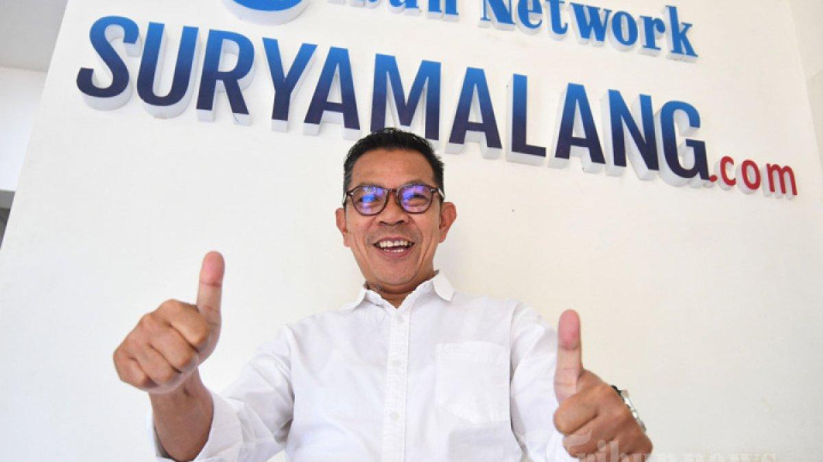 Sosok Nurochman, mantan tukang sapu jadi Wali Kota Batu, Jawa Timur dalam Pilkada Kota Batu 2024.