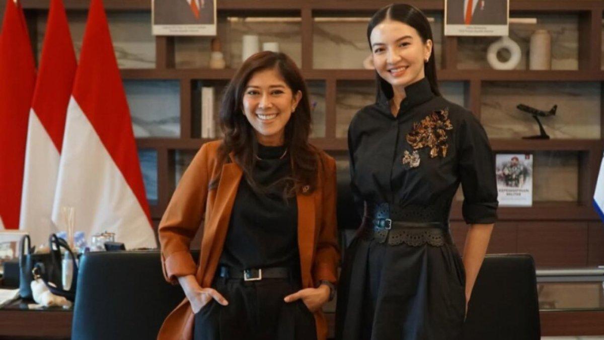 Sosok Raline Shah, artis yang dilantik Meutya Hafid menjadi Staf Khusus di Kementerian Komunikasi dan Digital (Komdigi), ini tugasnya.
