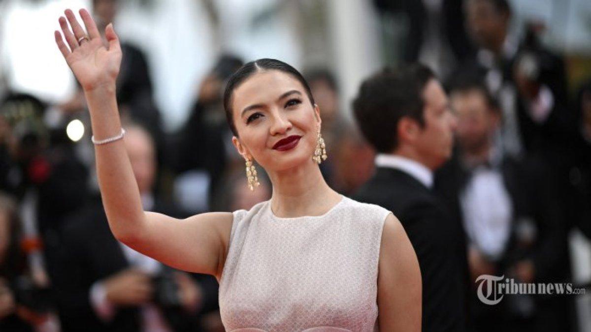 Sosok Raline Shah, artis yang dilantik Meutya Hafid menjadi Staf Khusus di Kementerian Komunikasi dan Digital (Komdigi), ini tugasnya.