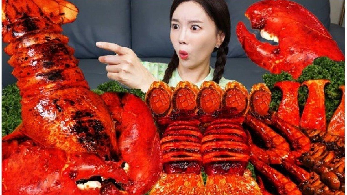 Ssoyoung banting setir jadi YouTuber