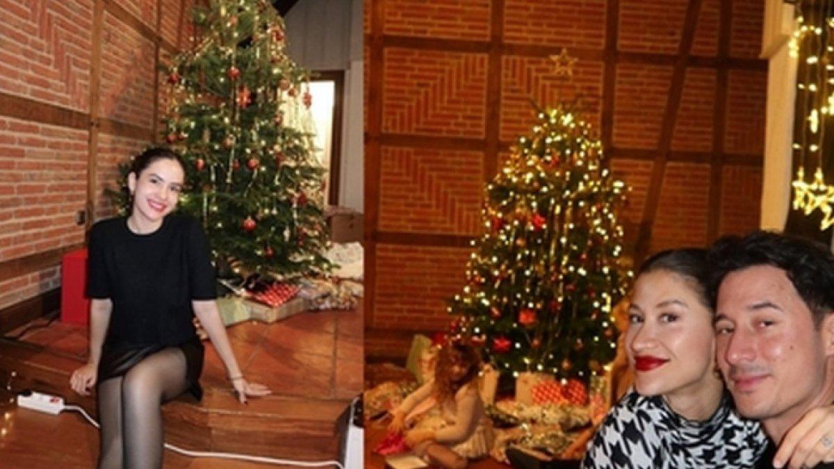 Steffi Zamora diisukan dekat dengan Nino Fernandez, baru saja merayakan Natal bersama, terlihat dari background foto yang sama.