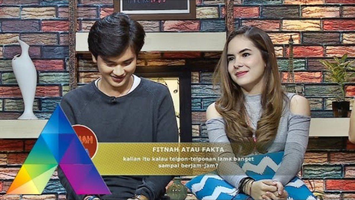 Steffi Zamora menjalin hubungan dekat dengan aktor Esa Sigit.
