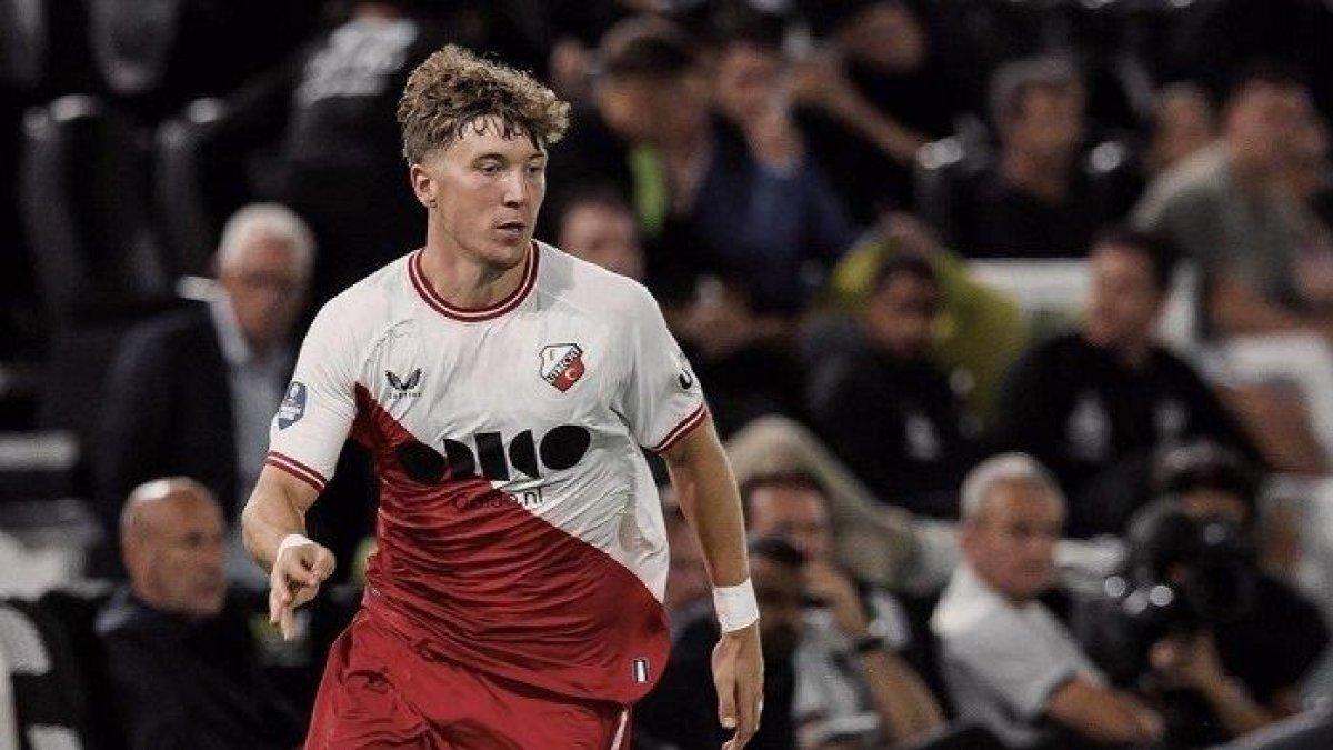 Striker FC Utrecht, Ole Romeny akan segera membela Timnas Indonesia.