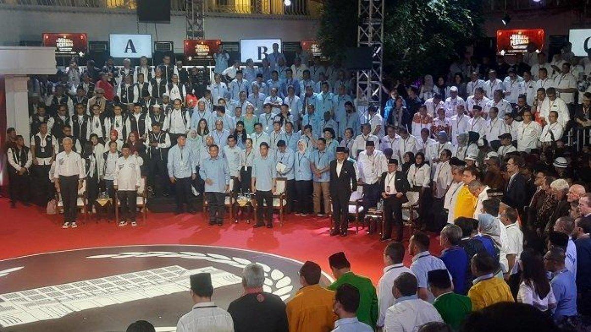 Suasana debat perdana capres Pilpres 2024 di gedung KPU RI, Selasa (12/12/2023) malam WIB.