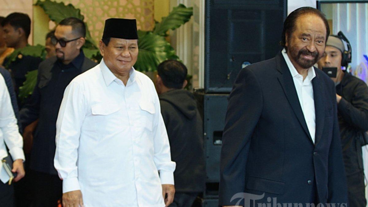 Surya Paloh bertemu dengan Prabowo