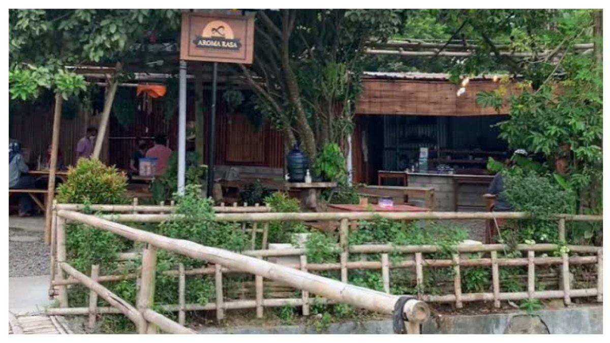TENTANG AROMA RASA:  View Sungai Kecil, Sawah, dan Tol Solo-Jogja