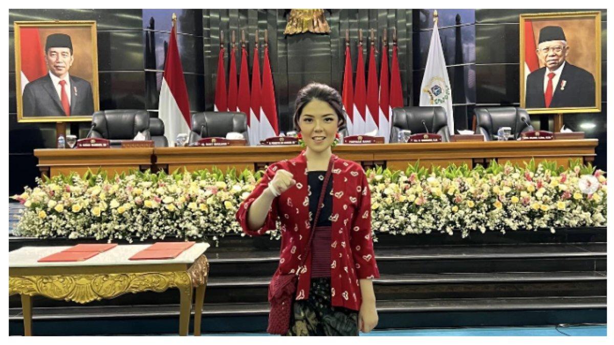Tina Toon kembali dipercaya rakyat karena kinerjanya yang baik sebagai anggota Komisi A DPRD DKI Jakarta.
