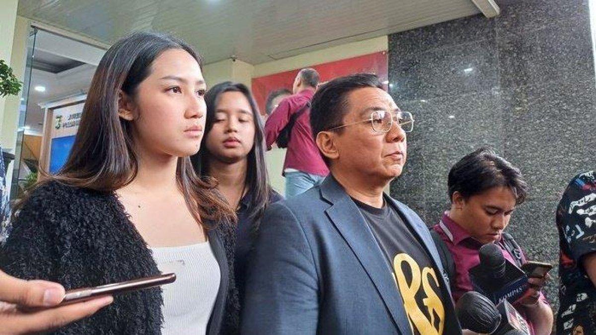 Tamara Tyasmara mengungkapkan alasannya menitipkan putra semata wayangnya kepada sang kekasih sebelum meninggal dunia.