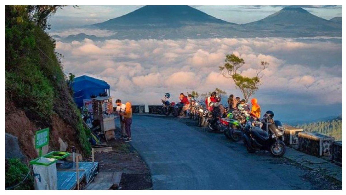 WISATA TELOMOYO - Hanya 40 km dari Boyolali, destinasi wisata ini menyajikan pemandangan alam yang sangat indah, cocok untuk ngabuburit sambil menikmati udara sejuk!