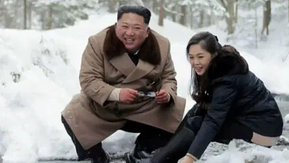 Ternyata tak mudah menjadi istri pemimpin Korea Utara Kim Jong Un, ada tujuh aturan yang harus dipatuhi oleh sang istri, Ri Sol Ju