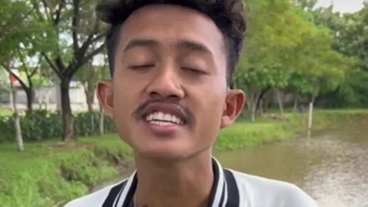 Tiktokers Galih Loss ditangkap dianggap lecehkan agama.