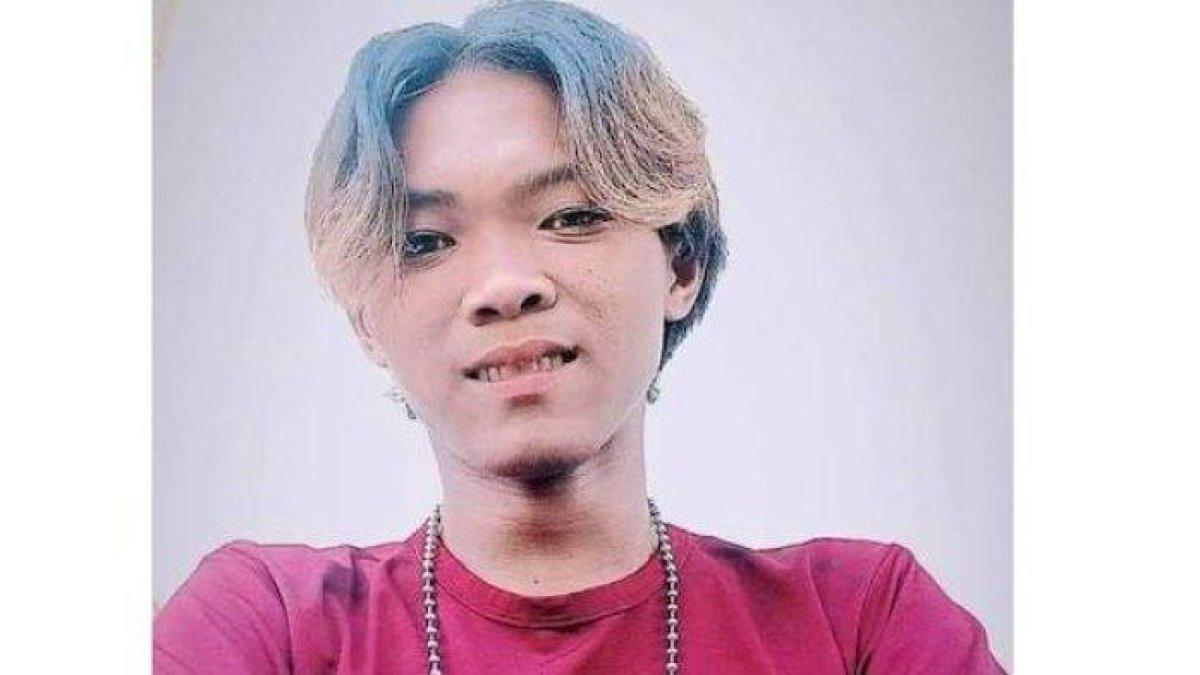 TOIKIN KORBAN PEMBUNUHAN - Toikin sempat mengunggah fotonya di media sosial Facebook, foto ini diambil melalui YouTube tribunjabar video pada 30 Januari 2025. Toikin kini menjadi korban pembunuhan dua orang wanita.