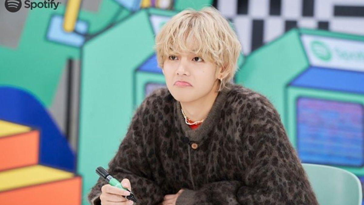 V BTS