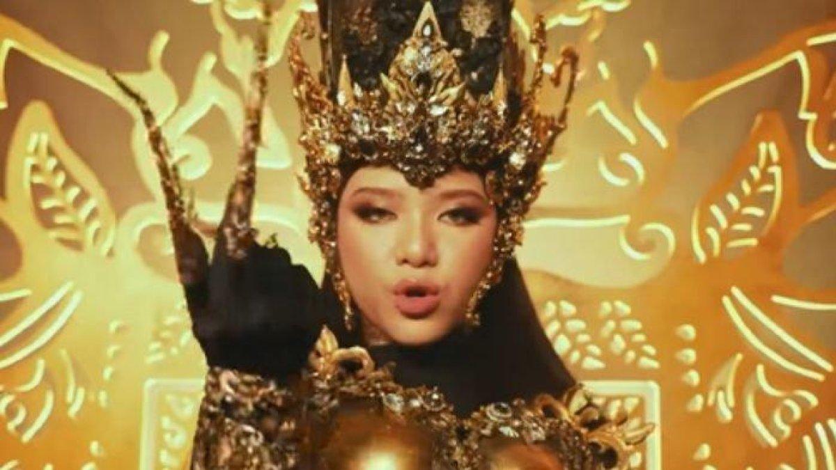 Video klip Ngeluwihi, lagu baru Tiara Andini