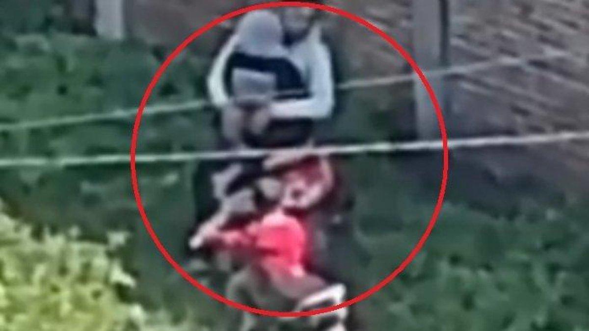 Video sepasang kekasih yang mesum di Taman Semeru Kota Probolinggo.