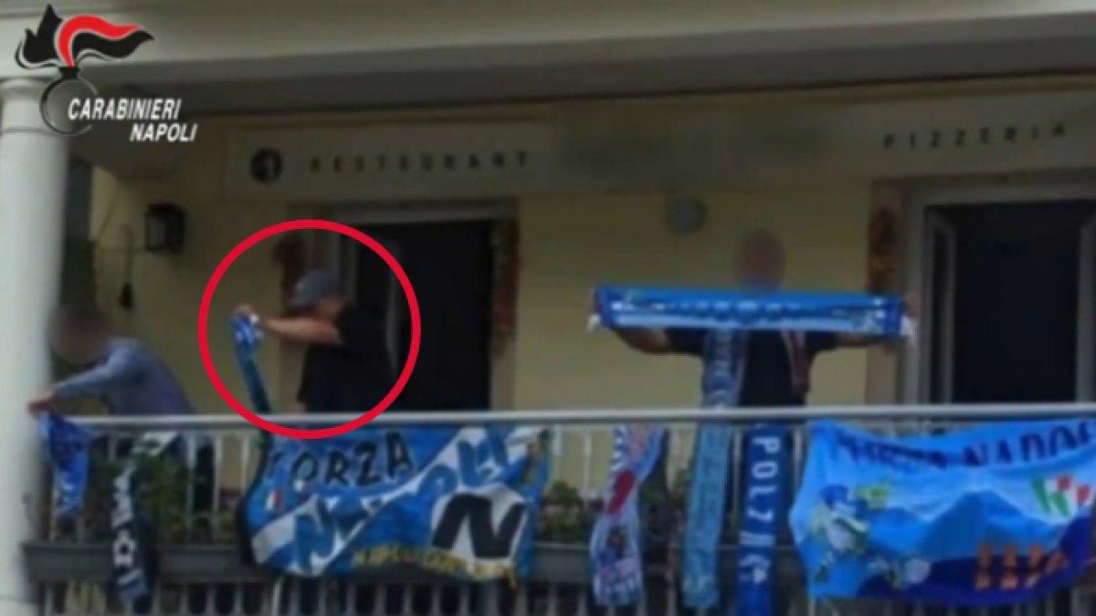 Vincenzo La Porta saat merayakan kemenangan Napoli